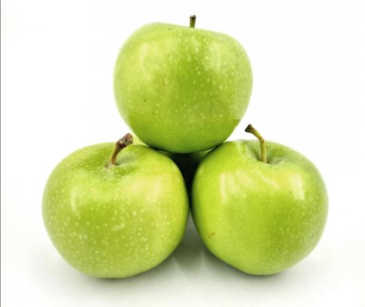 بازار فروش سیب سبز ترش