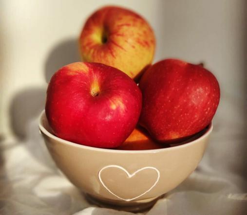 مطمئن ترین روش خرید سیب قرمز صادراتی با کیفیت