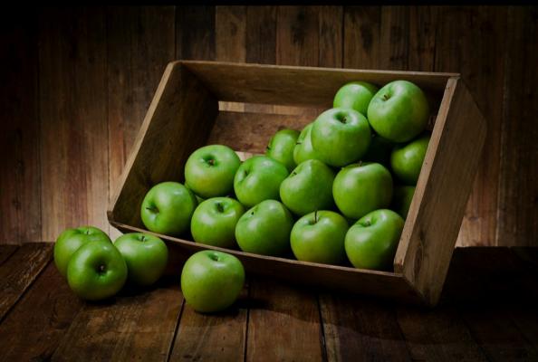 پرفروش ترین نوع سیب در شهر گیلان در سال 1400